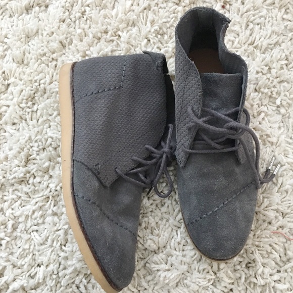 yeezy boost 700 womens